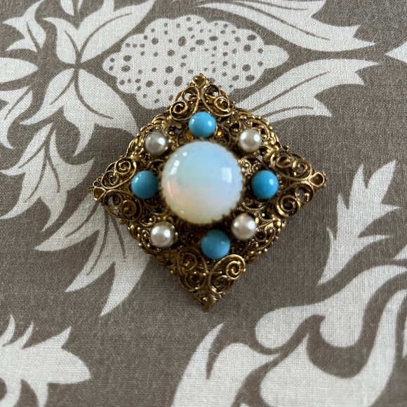 Vintage Brooch - Picture 1 of 3